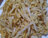 Foto del paso 7 de la receta: Fideos caseros al huevo (cintas)