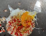 Foto langkah ke 4 dari resep Tumis Makaroni Sosis.