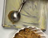 Foto langkah ke 8 dari resep Choco-Walnut Soft Baked Cookies Kekinian TANPA MIXER.