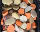 Foto del paso 9 de la receta: Carne mechada al horno más verduras