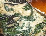 Foto del paso 4 de la receta: Salteado de hojas de rabanitos con tallarines y ricota seca salada. Receta Fácil y rápida