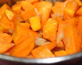 Foto del paso 1 de la receta: Crema melosa de calabaza con bruschettas