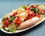 Hình bước làm 4 của món Mực hấp sốt chanh Thái Lan