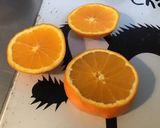 Une image de l'étape 1 de Dos d'églefin à l'orange et oignon de roscoff (marinade orange et cardamome).