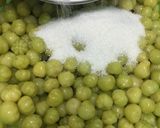 Hình bước làm 2 của món Mứt chùm ruột chua cay