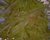 Foto langkah ke 2 dari resep Tumis Kulit Semangka.