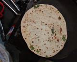 મસાલા લસણ રોટી (Masala Lasan Roti Recipe In Gujarati) રેસીપી સ્ટેપ5ફોટો