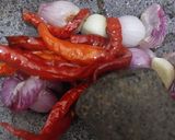 Foto langkah ke 1 dari resep Tempe Geprek Kemangi Pete.