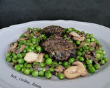 Foto del paso 8 de la receta: Guisantes con champiñones y morcilla
