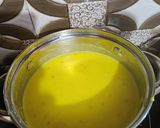 A picture of step 2 of Onion pakoda curry.