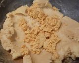 A picture of step 4 of Chana Dal Halwa.