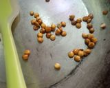 A picture of step 2 of Mixed nuts chikki pizza (chizza).