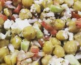 A picture of step 1 of Chickpeas and feta salad.