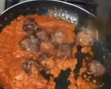 A picture of step 1 of Meatball Pasta.