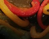 Une image de l'étape 1 de Poivrons grillés et sauce yaourt.