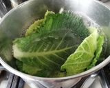 A picture of step 3 of Savoy Cabbage Rolls.
