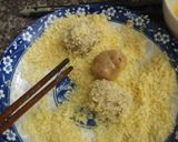 Hình bước làm 8 của món Nem chua rán viên tròn giòn rụm
