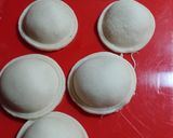Foto del paso 3 de la receta: Mini pasteles tipo dumplings de cerdo 🐷 y cebolla 🧅