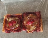 2024. Mini pizza reggelire tízóraira 😋 recept fázis 5 fotója