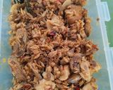 Foto langkah ke 2 dari resep Nasi Bakar Ayam Suwir Pedas.