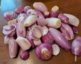 Foto del passaggio 1 della ricetta Marmellata di cipolle rosse