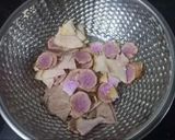 A picture of step 2 of Ratalu /Purple Yam Chips.