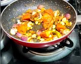 A picture of step 7 of Paneer tikka masala.