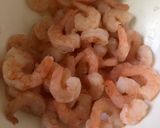 Foto langkah ke 1 dari resep Udang tumis mentega simple.