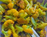 ফুলকপির রোস্ট(foolkopir roast recipe in Bengali) রেসিপির ধাপ 2 ছবি
