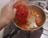 A picture of step 3 of Marugame Limited Edition! Tomato Egg Curry Udon.
