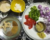 A picture of step 1 of Restaurant Style Chicken Do Pyaza.