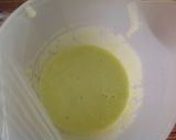 Foto del passaggio 1 della ricetta Bigoli con crema di zucchine, zucchine e cipollotti brasati