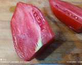 Foto del paso 3 de la receta: Ensalada de ventresca con gelatina de mejillones y tomate pimiento