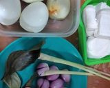 Foto langkah ke 1 dari resep Semur Telur Tahu 🥚.