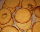 Foto del paso 6 de la receta: *SPITZBUEBE* (Galletitas Suizas)