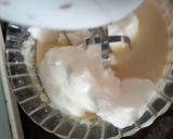 A picture of step 5 of Waffle with Ice cream.