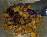 Foto langkah ke 4 dari resep Oseng Terong Tahu.