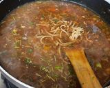 A picture of step 6 of Chinese style Veg manchow soup.