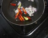 Foto langkah ke 2 dari resep Telur ceplok kecap.