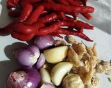 Foto langkah ke 1 dari resep Sambel Goreng Labu Siam.