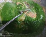 A picture of step 4 of Stuffed eggplant with spinach gravy.