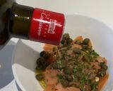 A picture of step 1 of Salmon Tartare.