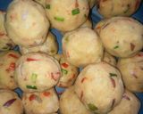 A picture of step 4 of Yam balls.