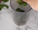 A picture of step 3 of Coriander & mint dip.