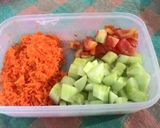 Foto langkah ke 3 dari resep Salad Sayur Mudah dan Enak dengan saus mayonaise thousan island.