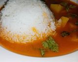 A picture of step 4 of Aloo tamatar ke subji.