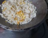 Foto langkah ke 2 dari resep Kwetiau goreng.