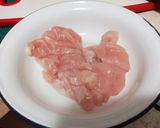 รูปขั้นตอนการทำที่ 1 ของ ไก่ผัดพริกถั่ว