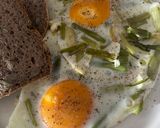 Foto del paso 5 de la receta: Huevos con ajitos tiernos