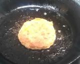 Foto langkah ke 5 dari resep Burger Nasi Patty Sosis.